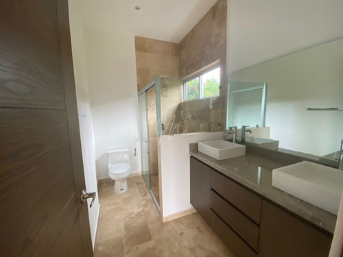 Imagen 12 de 21 de Casa En Venta En Cancun En Rio Residencial