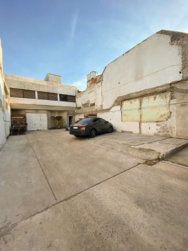 Imagen 2 de 10 de Galpon En Venta En Lanus Oeste