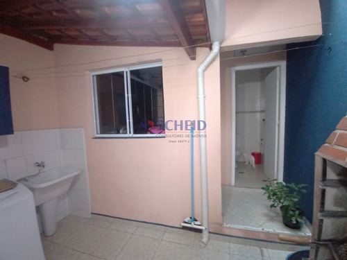 Imagem 9 de 15 de Casa Com 2 Dormitórios Á Venda, Na Vila Santa Catarina! - Mc9491