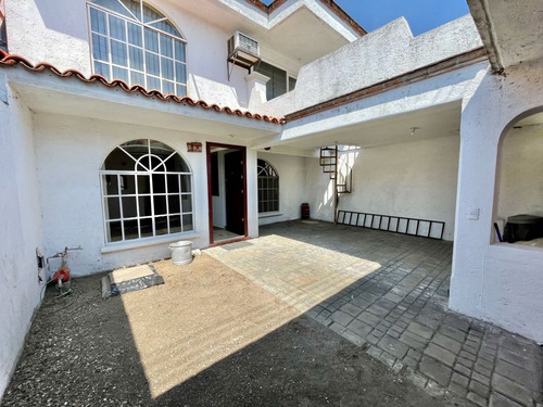 Casa En Venta Morelos Jiutepec Los Robles Civac