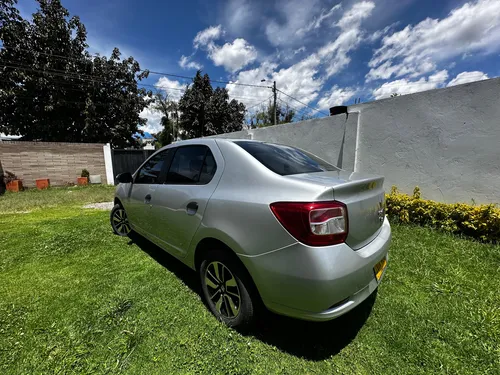 Renault Logan 1.6 Expression