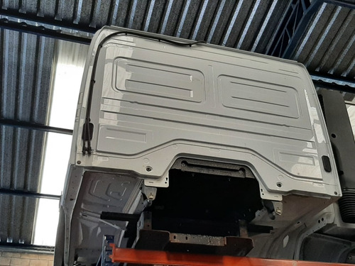 Imagem 3 de 3 de Cabine Mb Axor 2036