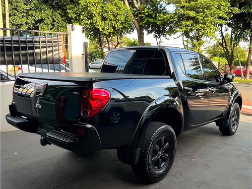 Imagem 4 de 5 de Mitsubishi L200 Triton 2.4 Hls 4x2 Cd 16v Flex 4p Manual