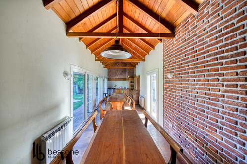 Vendo Casa En Los Troncos Lote 836mt2