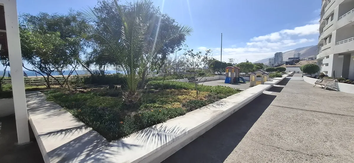 Imagen 2 de 25 de Arriendo Depto 3d/2b, 109m2, Edificio Costanera Huayquique,