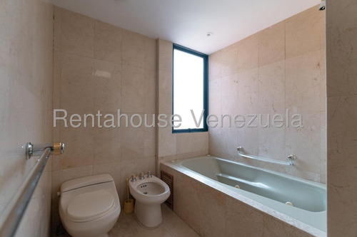 Apartamento Penthouse En Venta En Lomas De Las Mercedes Cr- 25-11129