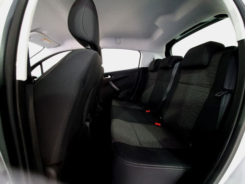 Imagem 13 de 14 de Peugeot 208 Active Pack 1.6 16v (flex) (aut)