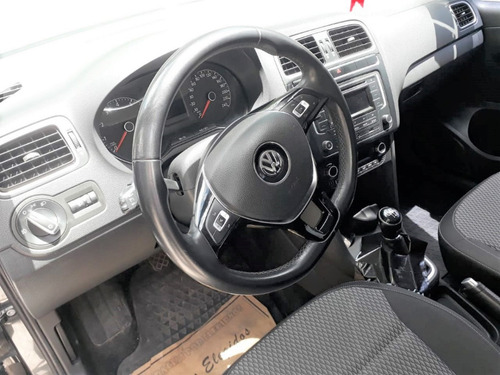 Volkswagen Polo 1.6 Comfortline 2016