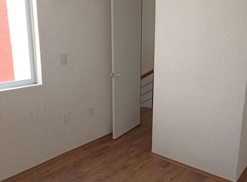 Casa En Venta En Col. Geo Villas Los Cedros , San Mateo , Metepec , Toluca Ds19