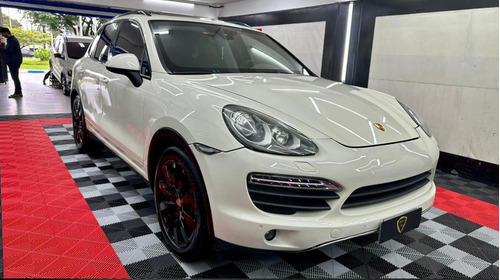 Porsche Cayenne 4.8 V8 S 5p