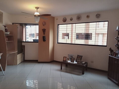 Imagen 10 de 20 de Apartamento En Alquiler Mañongo Totalmente Amoblado En Portal De Mañongo Iv 164600 Ap