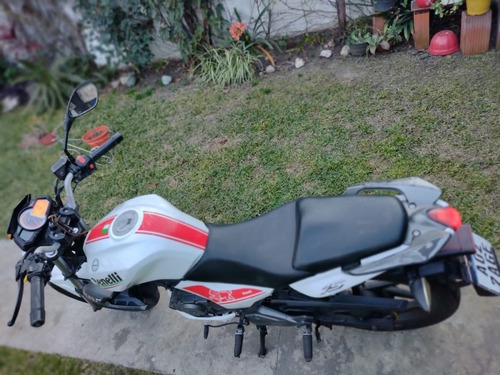 Imagen 10 de 10 de Benelli Tnt 15