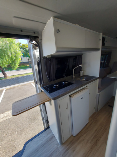 Motorhome Iveco Daily 8 Passageiros Cnh-b