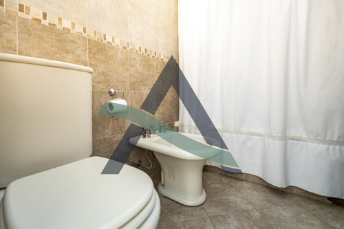 Casa 4 Ambientes Con Quincho