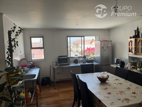 Casa En Venta De 4 Dormitorios Y Negocio En Puente Alto