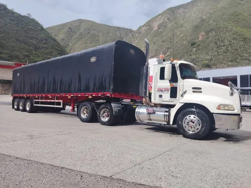 Tractocamión Mack Xcu 613