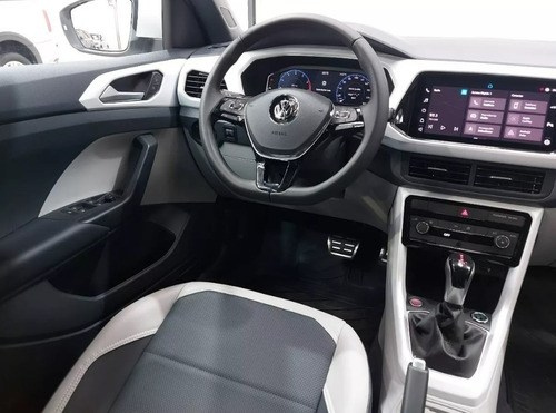 Imagen 9 de 25 de Volkswagen T-cross Highline 200 Tsi At Entrega Inm. 0km Gp