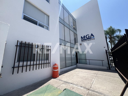 Consultorio - Comercial En Renta