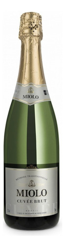 Espumante Brasileiro Branco Brut Cuvée Tradition Miolo Chardonnay Pinot Noir Vale dos Vinhedos Garrafa 750mlMiolo adega Miolo 750 ml