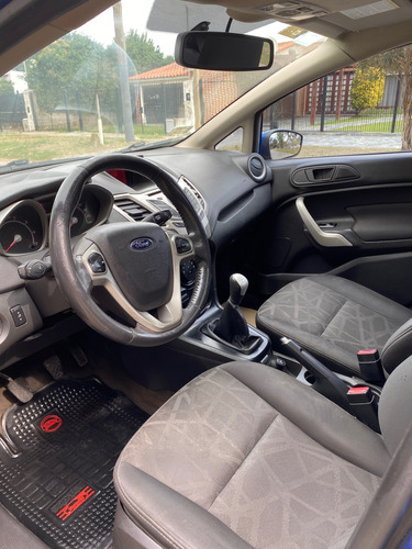 Ford Fiesta Kinetic 1.6 Design 120cv Titanium