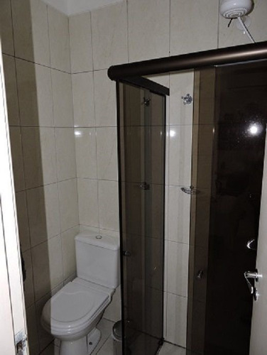 Casa De Condomínio À Venda Na Rua Mário Augusto De Freitas, Jardim Taboão, São Paulo - Sp - Liv-5509