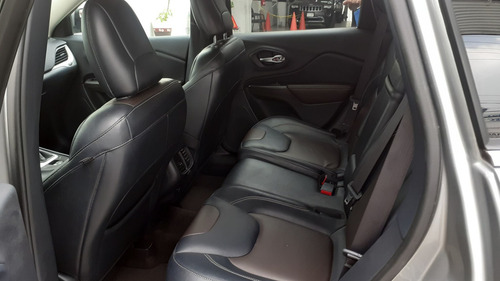 Imagen 13 de 15 de Jeep Cherokee 2017 Limited Plus