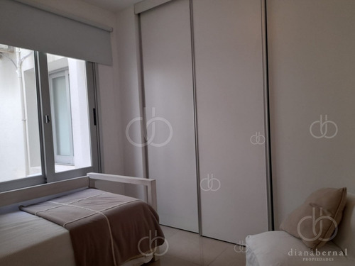 Imagen 23 de 23 de Punta Del Este , Mansa, Apartamento Con Servicios Y Bajos Costos Comunes-- Ref: 54644