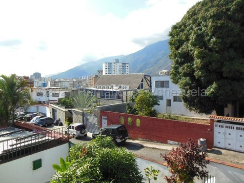 Imagen 29 de 30 de Casa En Venta Urb. El Marques Rent A House Los Samanes 22-10833