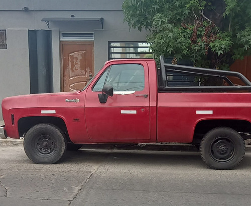 Chevrolet C-10 C10 pick up 1977, motor Perkins 4 cilindros andando