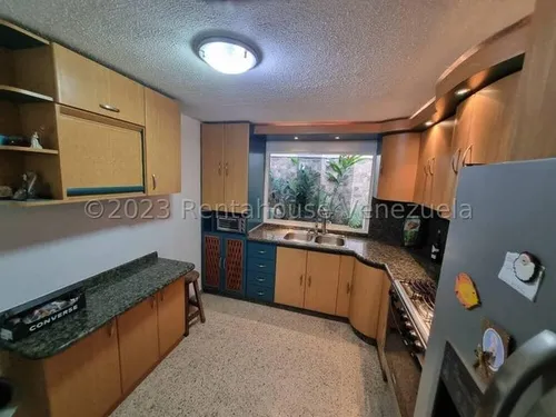 Casa En Venta - Yr 24-579
