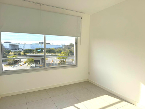 Departamento En Barrio Islas Del Golf Qbay