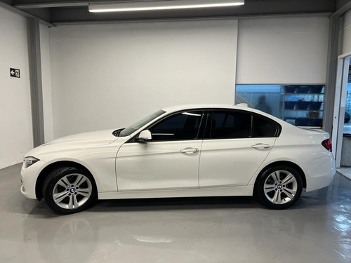 Imagem 5 de 11 de Bmw 320i 2.0 Sport 16v Turbo Active