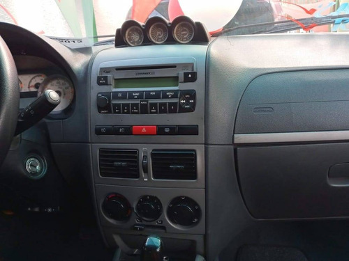 Imagem 6 de 8 de Fiat Palio 1.8 Mpi Adventure Locker Weekend 16v Flex 4p