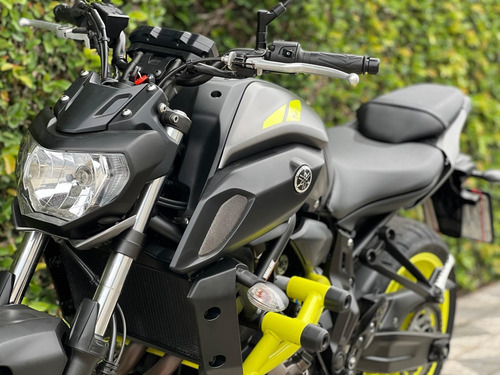 Imagem 8 de 14 de Yamaha Mt-07 Abs