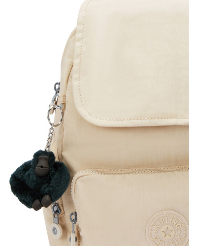Kipling Mochila City Zip Tamaño Chica 100% Color Back to Beige Diseño de la tela Color Sólido