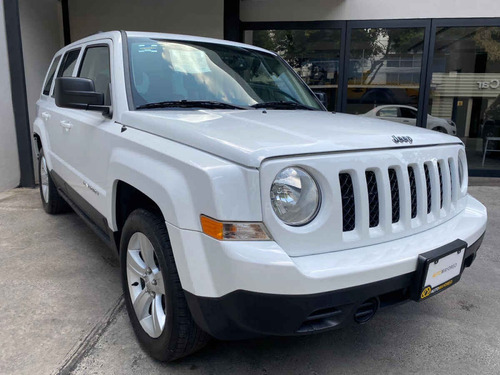 Imagen 1 de 11 de Jeep Patriot 2017 5p Sport L4/2.4 Aut