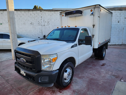 Ford F-350 6.2 Xl Mt