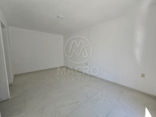 Casa En Venta En Col. Plan De Ayala Con Jardín Apta A Créditos