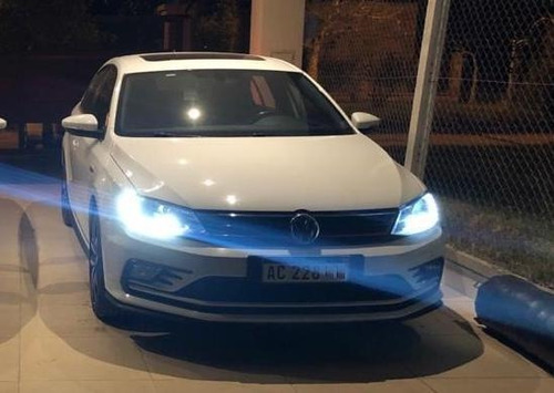 Imagen 11 de 12 de Volkswagen Vento Gli 2.0 Tsi 211cv App Connect + Nav