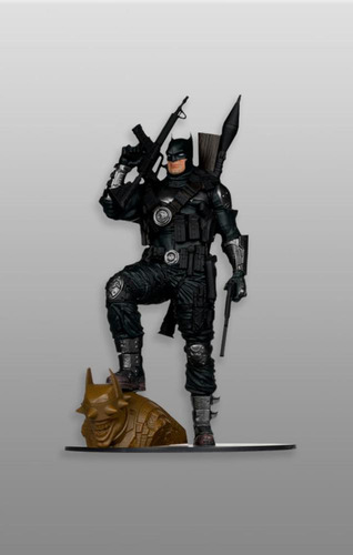 Batman The Grim Knight Dark M Gold Label Ex, escala 1/6