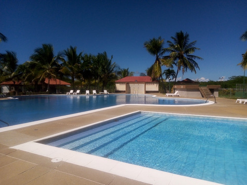 Townhouse En Venta En Higuerote (trato Directo Con El Propietario) Jdv Cod 24-19832