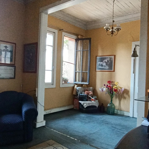 Casa En General De La Lastra, Independencia.