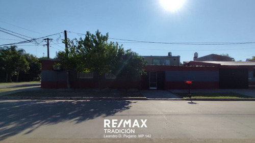 Venta Casa De 3 Dormitorios En Frondizi 1700