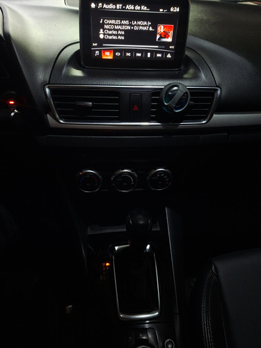 Vendo Bonito Mazda 3 Touring Sedan En Color Blanco Aperlado