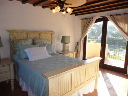 Imagen 21 de 30 de Chalet De 1.800m2, 4 Dormitorios Y Piscina En Pinares, Punta Del Este