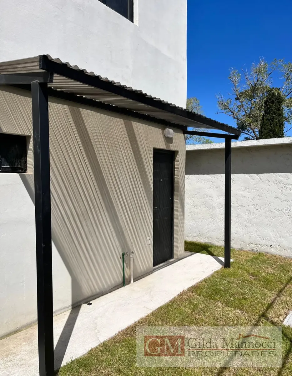 Casa De 2 Plantas, 2 Dormitorios, Garaje, En Alquiler En Solymar · Foto 5
