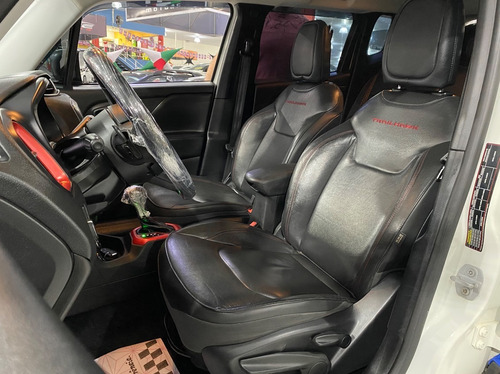 Imagem 4 de 19 de Jeep Renegade 2.0 16v Turbo Trailhawk 4x4 2018