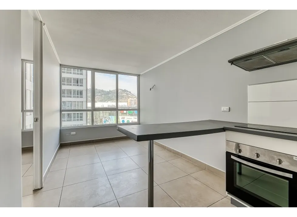 Imagen 1 de 11 de Arriendo Metro Hospitales / Mall Barrio Independencia