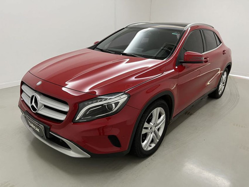 Mercedes-Benz GLA 200 MERCEDES-BENZ