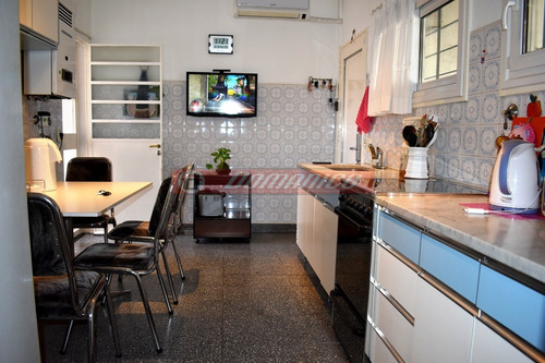 Imagen 6 de 17 de Casa En Venta En Castelar